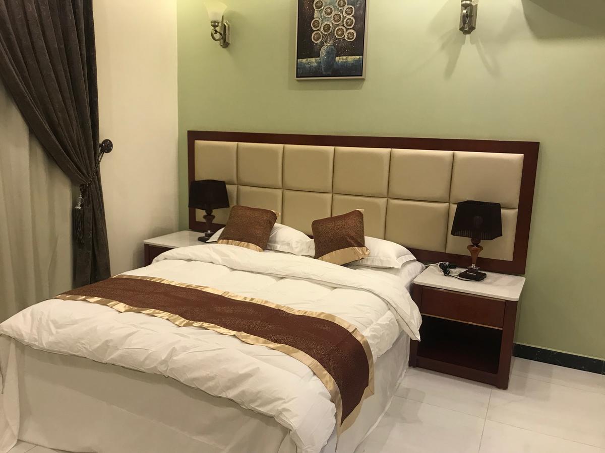 Ashbilia Suites Khobar Bagian luar foto