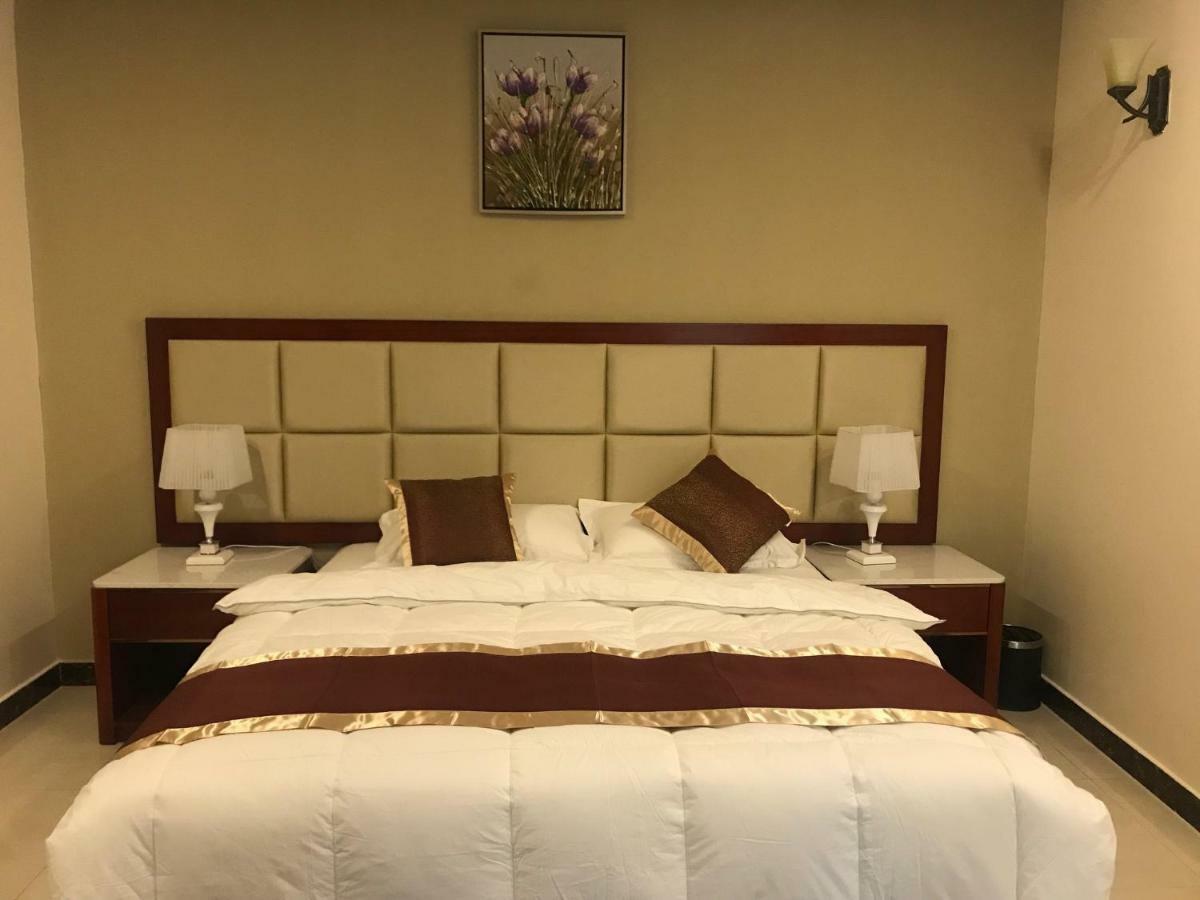 Ashbilia Suites Khobar Bagian luar foto